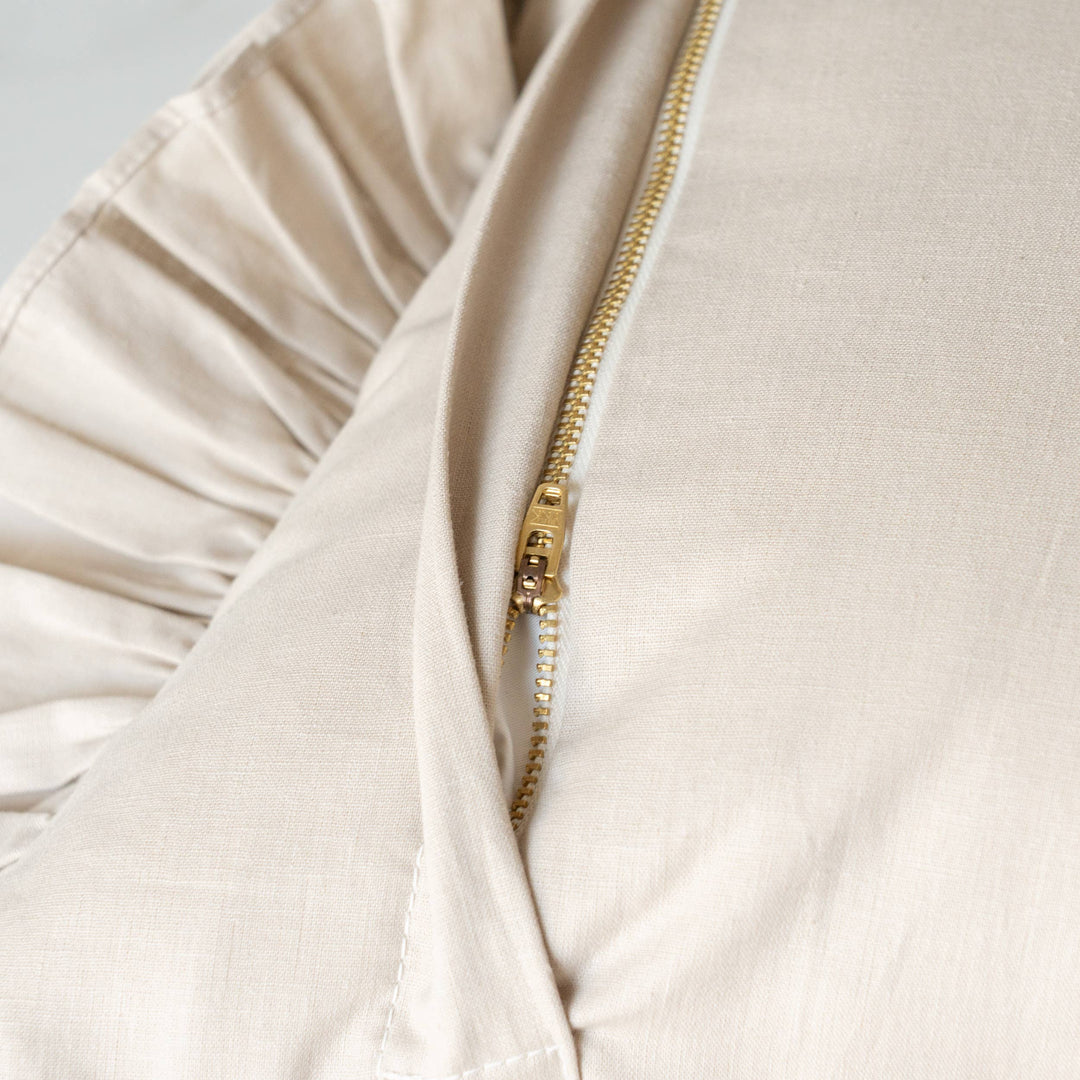 RAYA Ruffle Pillow Cover