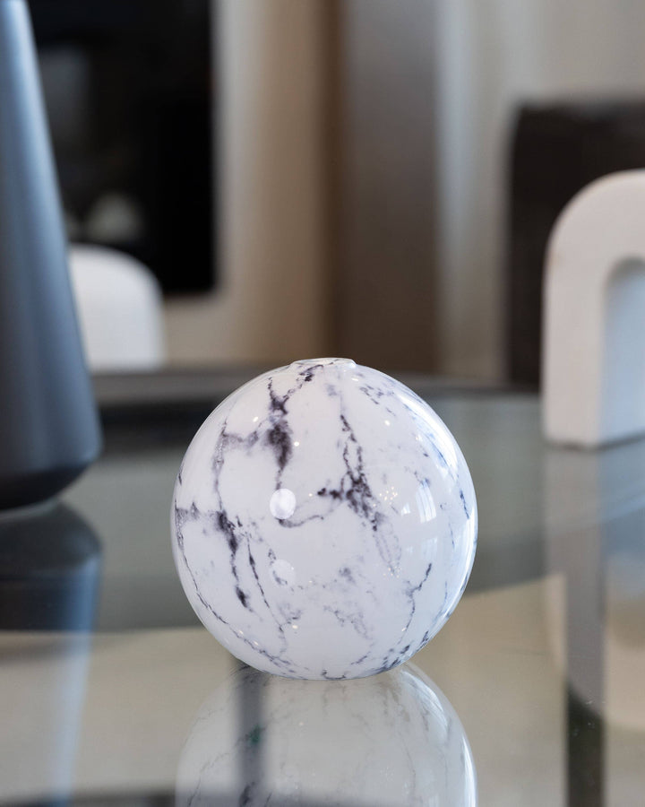 Neva Vase, White Marble