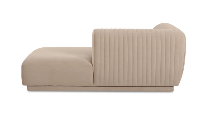 Zandro Sectional