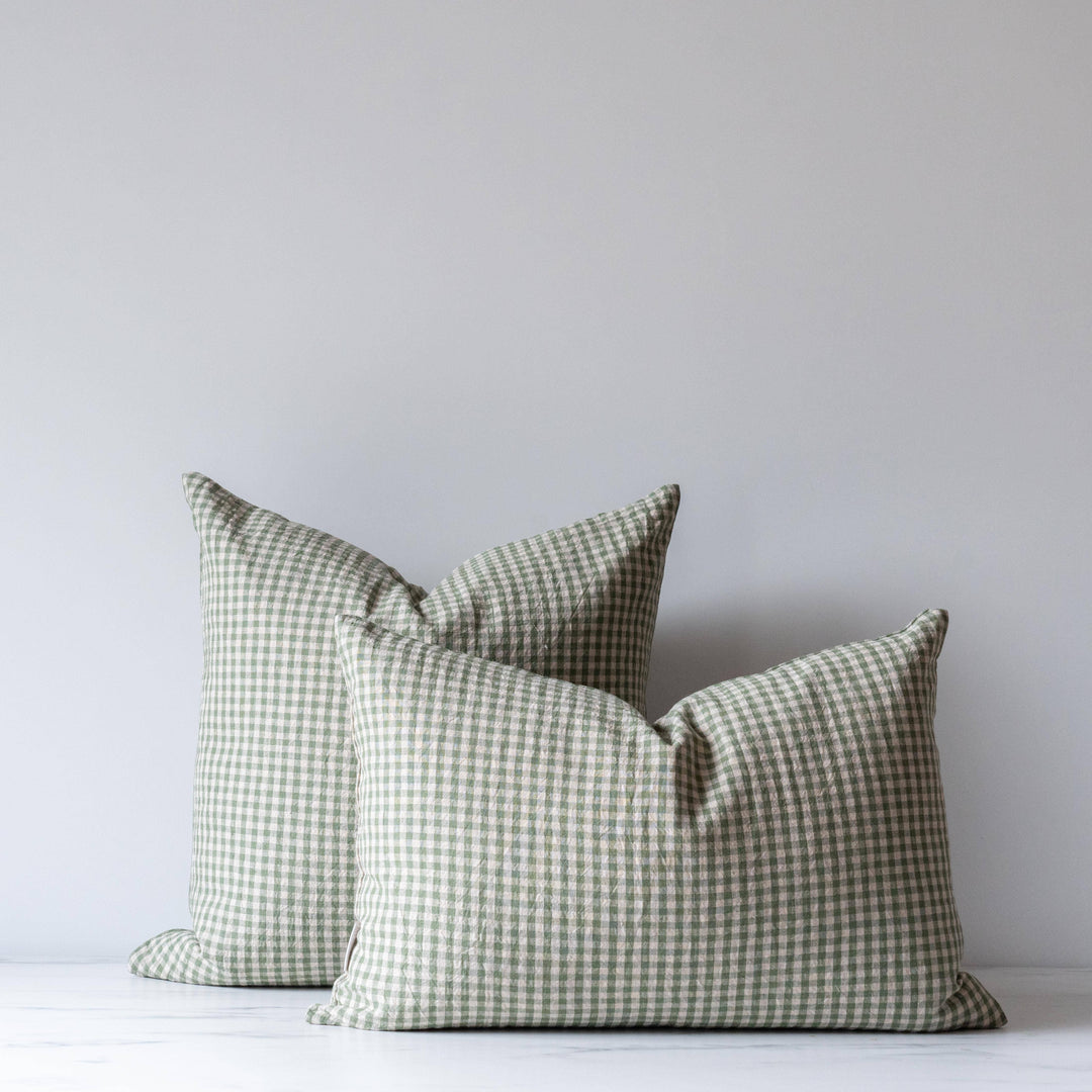 GENEVIEVE Pillow