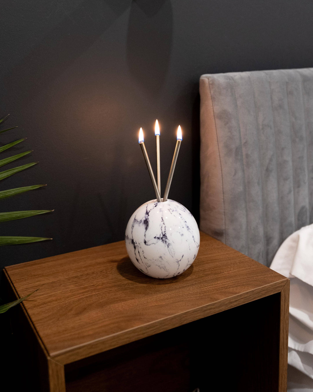 Neva Vase, White Marble