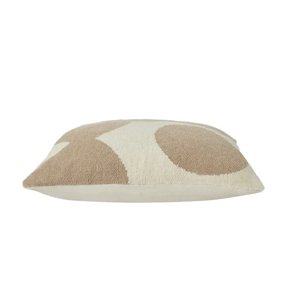 Ferla Pillow