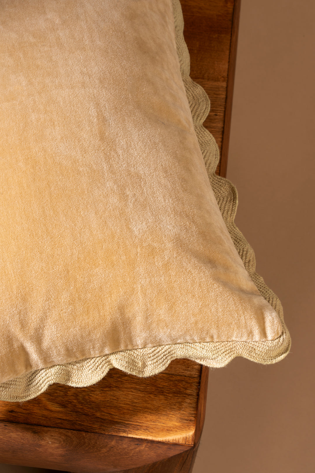 21x12 Velvet Scallop Pillow