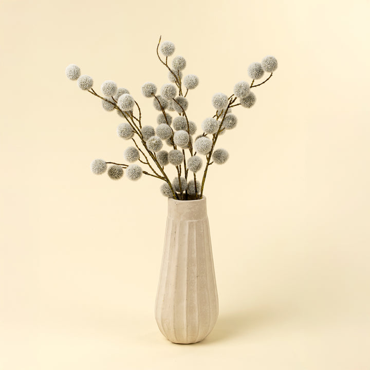 Fuzzy Pom Pom Spray