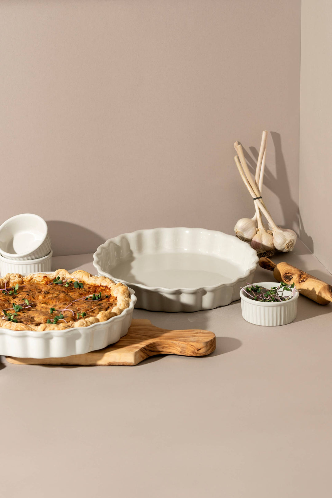 Stoneware Pie Dish | Oven to Table