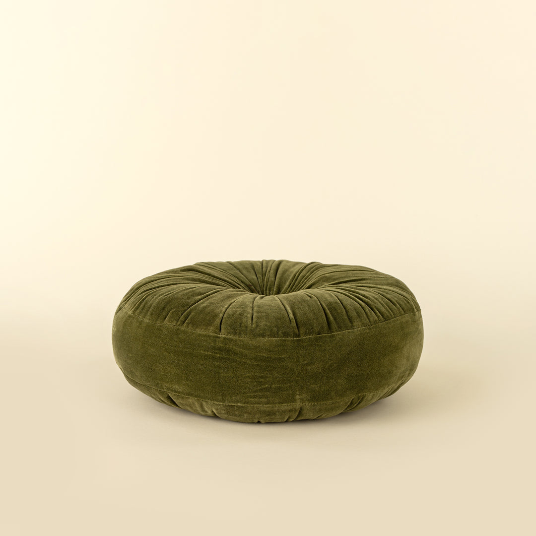 Velvet Tuft Round Cushion