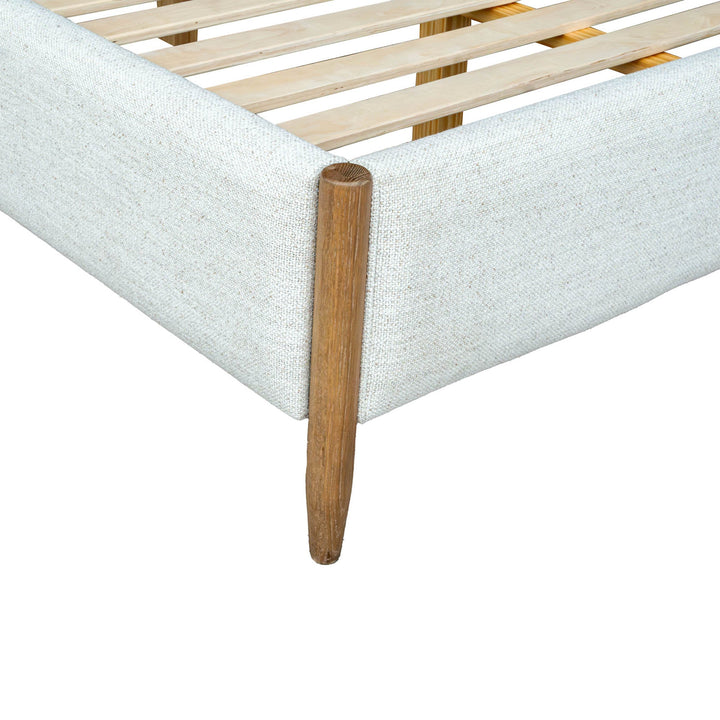 Kamelia Bed