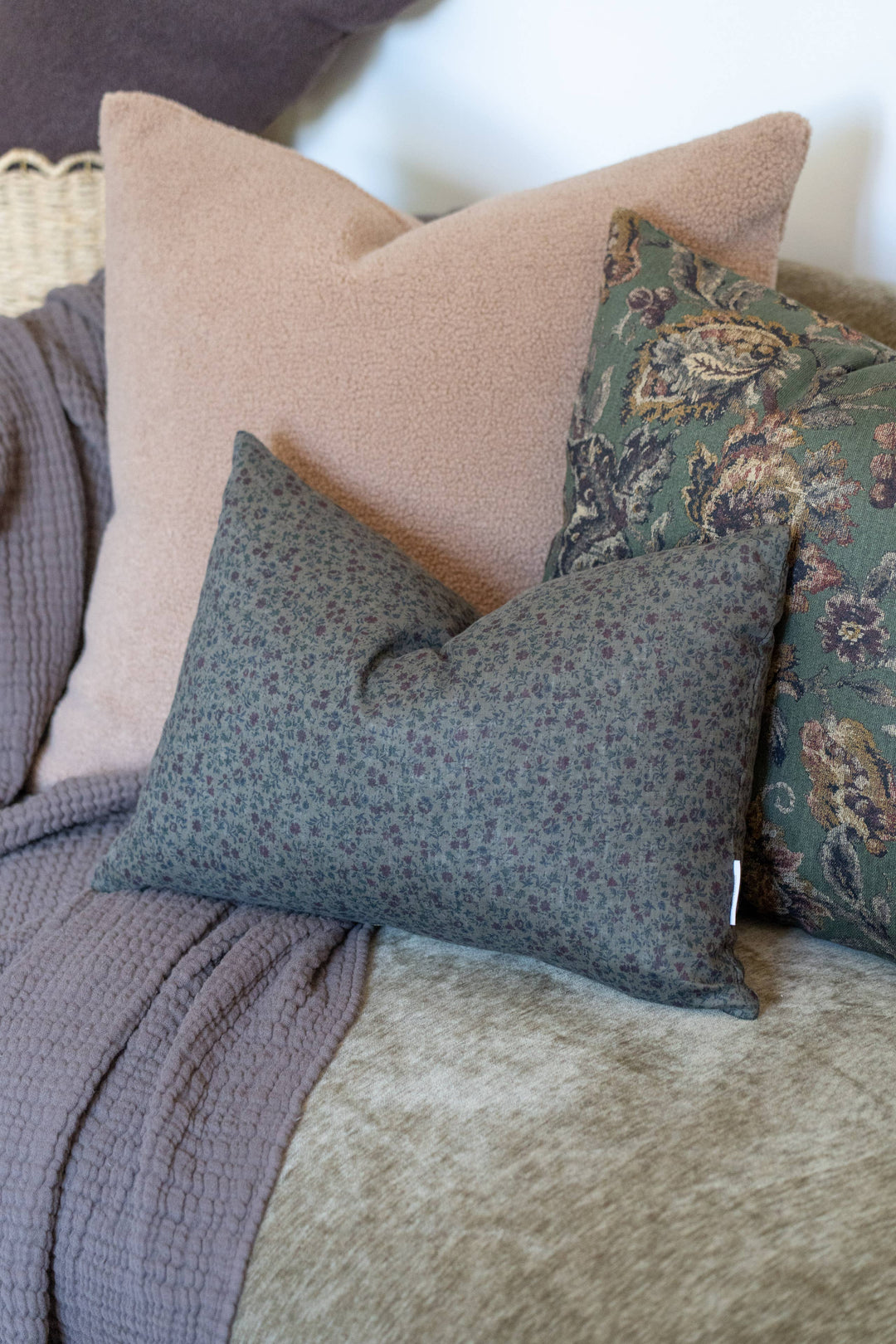 CORRINE | Pillow Cover